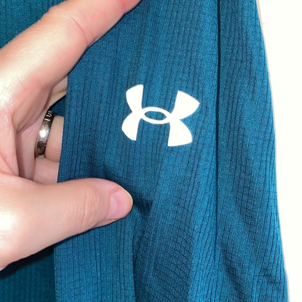 Under Armour Long Sleeve Running Shirt Blue & White Medium - Picture 6 of 6
